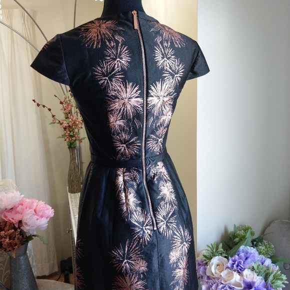🔥LAST 1🔥NWT TED BAKER STARDUST SCULPTED DRESS - Picture 6 of 7